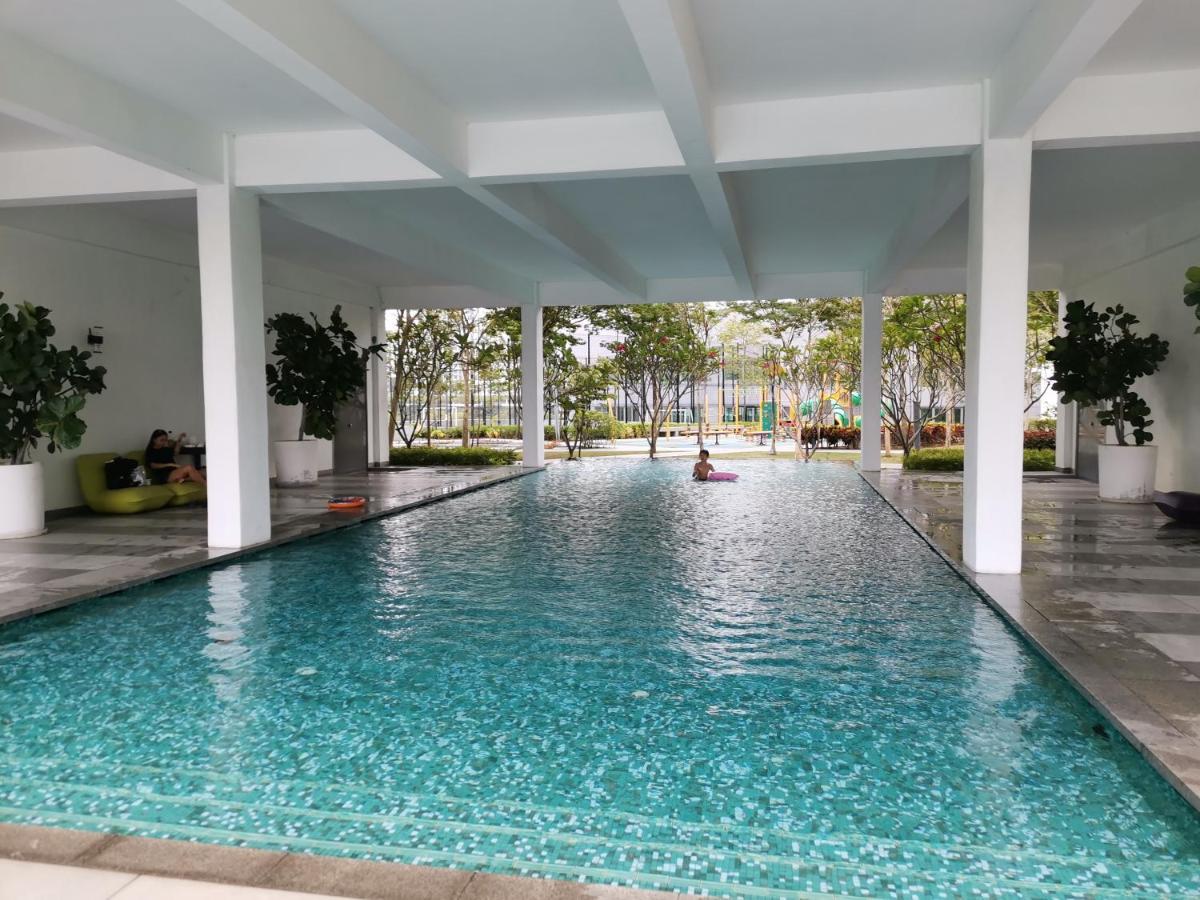Studio Apartment Cyberjaya Near Bus Terminal 外观 照片