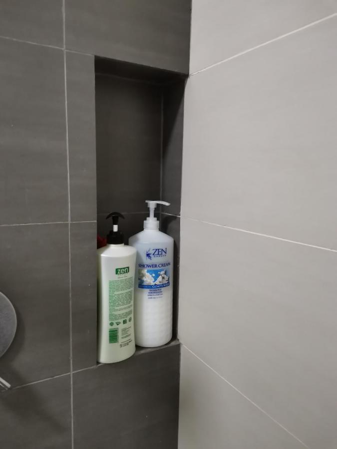 Studio Apartment Cyberjaya Near Bus Terminal 外观 照片