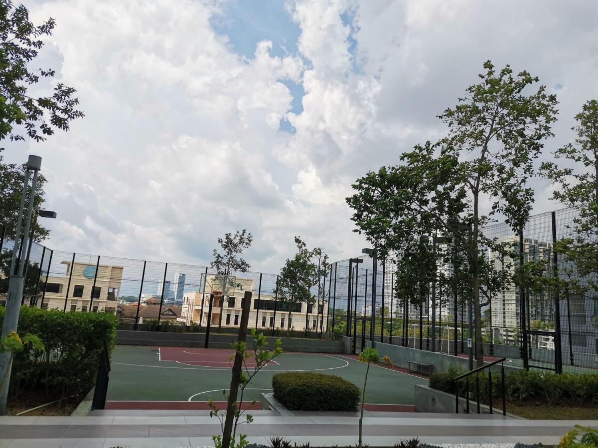 Studio Apartment Cyberjaya Near Bus Terminal 外观 照片