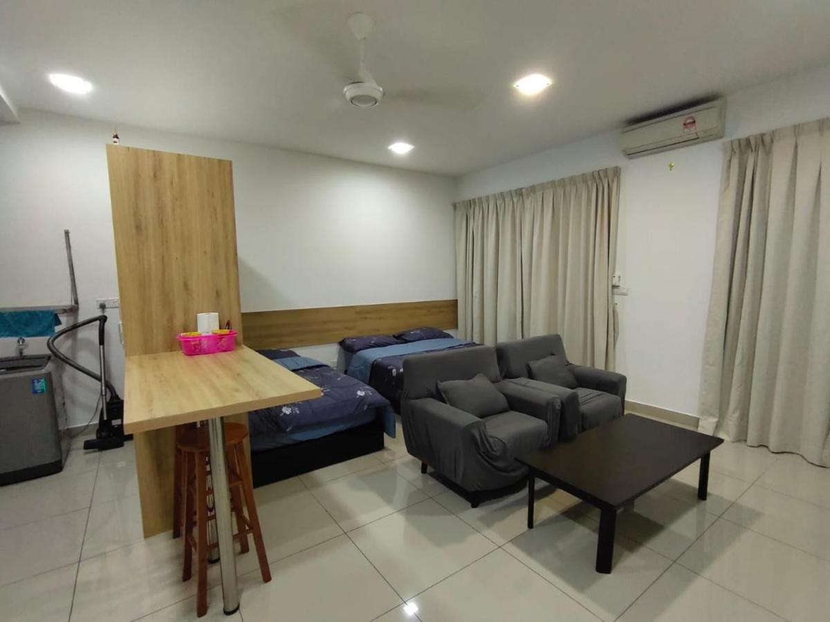 Studio Apartment Cyberjaya Near Bus Terminal 外观 照片